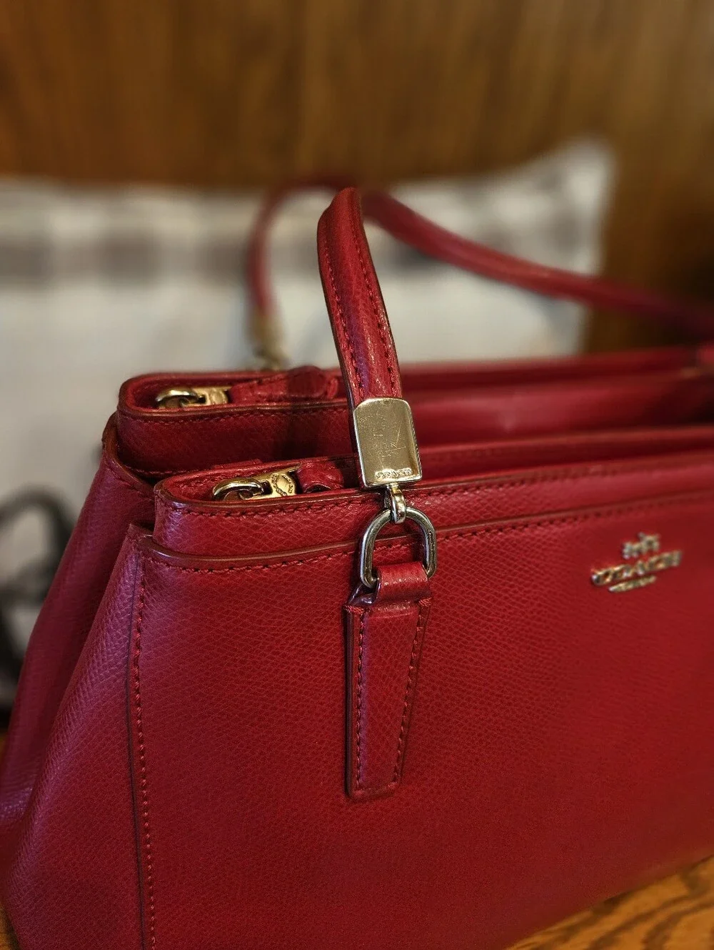 Coach crossgrain leather